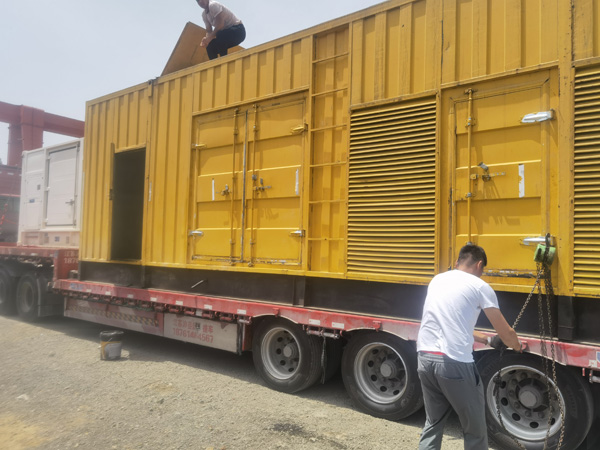 霞山汽油发电机对供油装置的要求