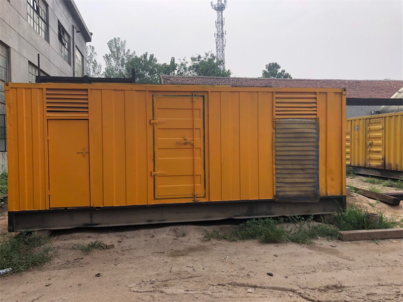 霞山发电机出租进行负载测试时，电瓶电量不足的具体判断标准是什么？