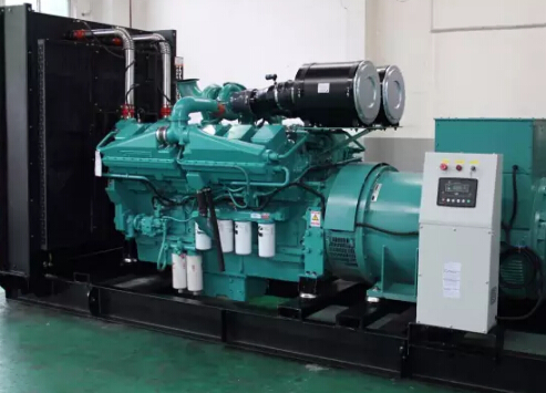 霞山发电机如何选择合适的除垢剂来清洗水冷式机油散热器？